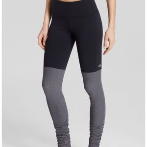 Alo Yoga Leggings- size small